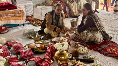 Ms Sagarika Ghose Member of Parliament offers Shraddha in tribute to her mother Chitralekha Ghose